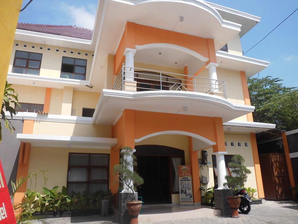 Reddoorz Syariah @ Jalan Simpang Gajayana Hotel Malang Eksteriør billede