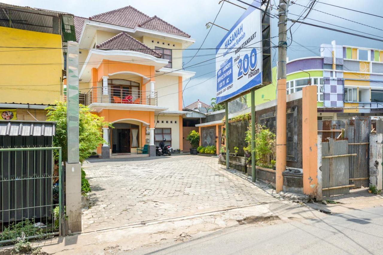 Reddoorz Syariah @ Jalan Simpang Gajayana Hotel Malang Eksteriør billede
