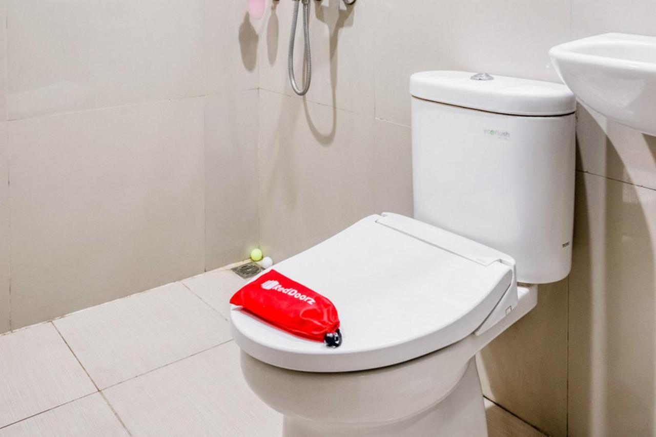 Reddoorz Syariah @ Jalan Simpang Gajayana Hotel Malang Eksteriør billede